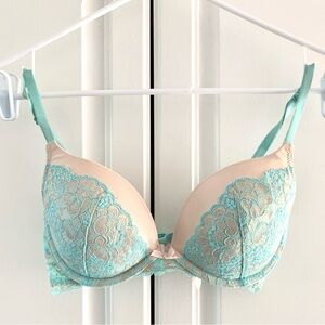 Victoria’s Secret Dream Angels Push-up Bra